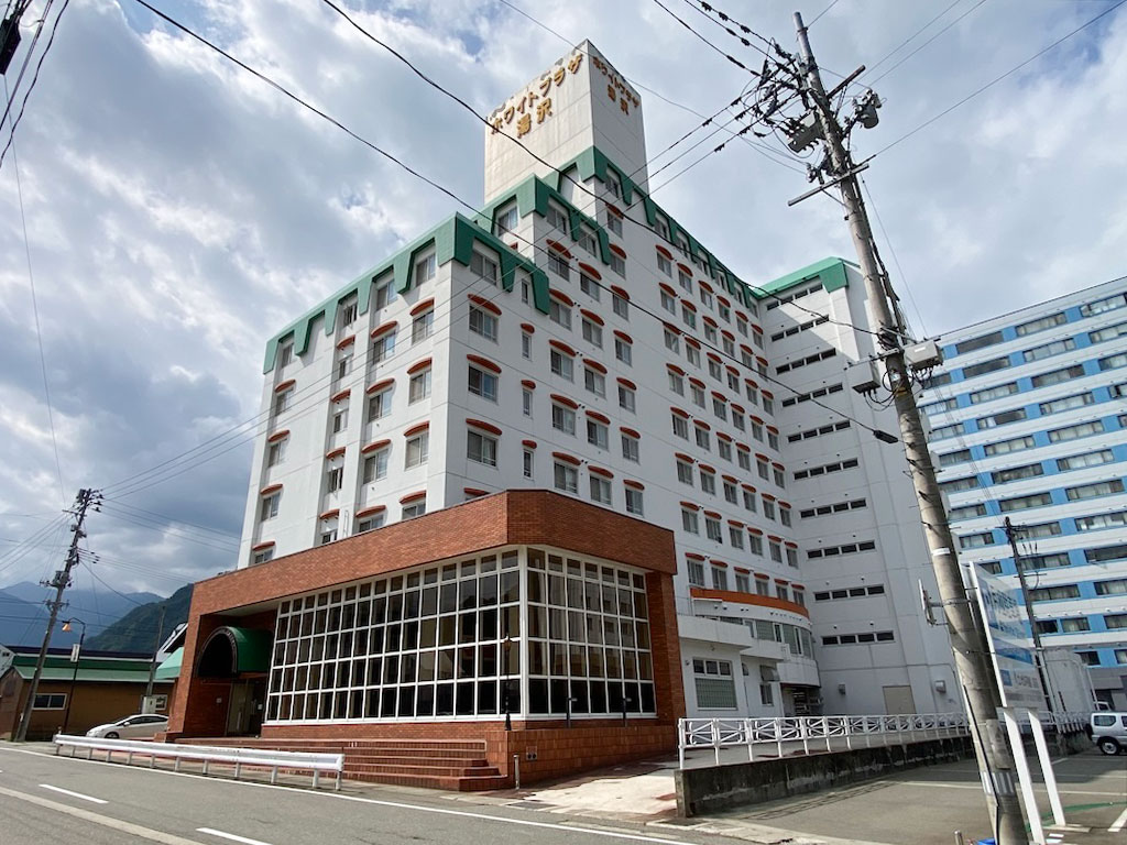 ホワイトプラザ湯沢１号館