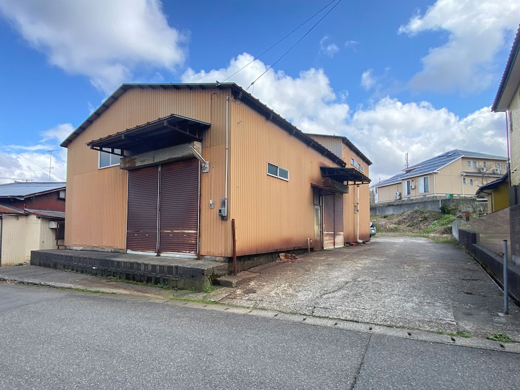 新潟市秋葉区草水町 倉庫