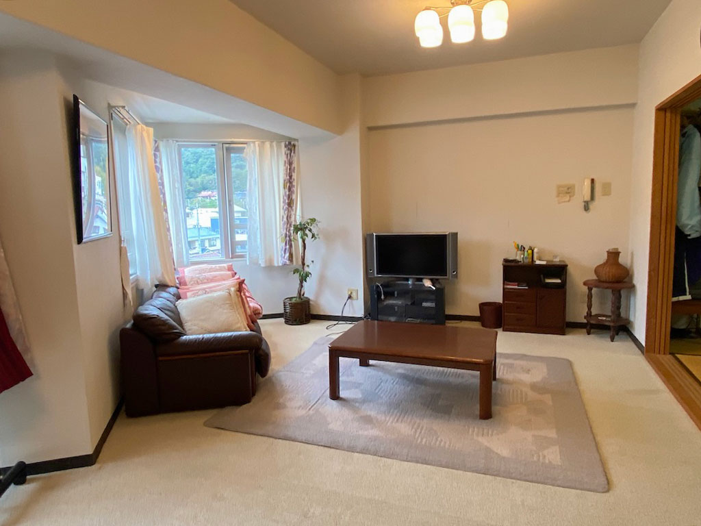 ロイヤルプラザ水上 7階 1LDK