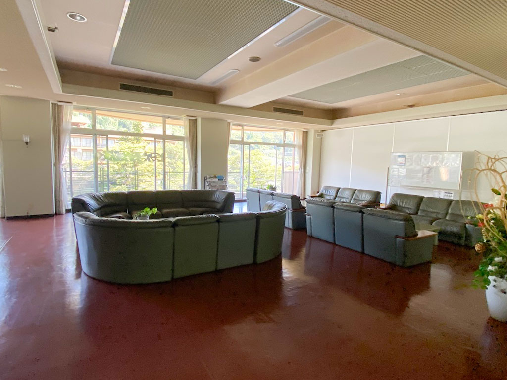 バイスバーデン月夜野ヴィラⅡ