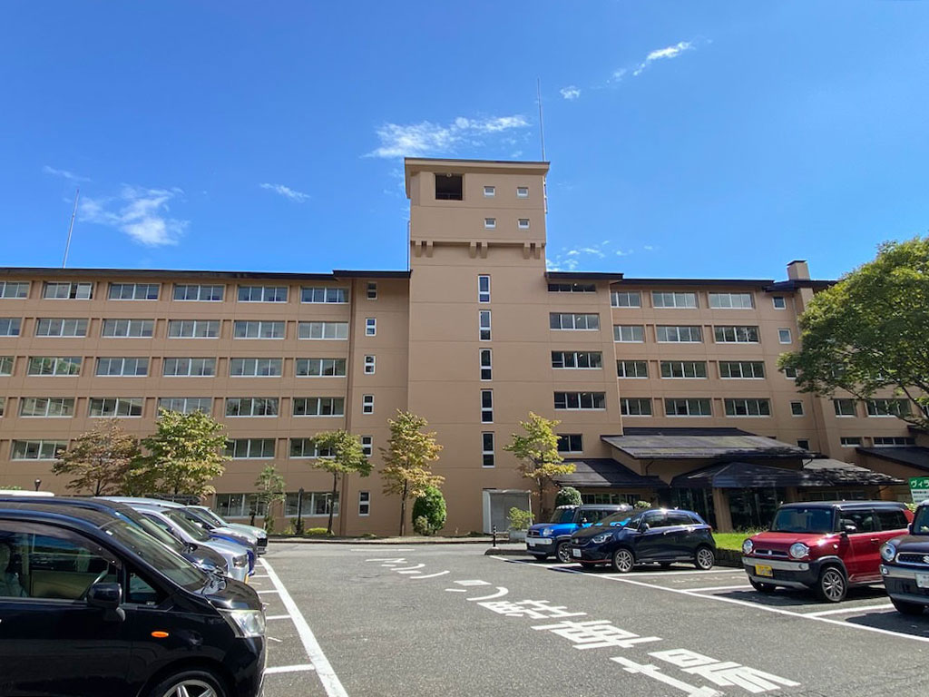 バイスバーデン月夜野ヴィラⅡ